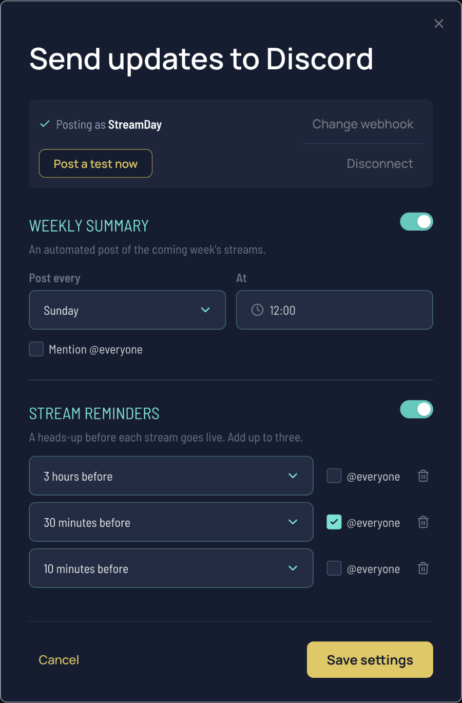 StreamDay's Discord settings: weekly digest toggle, go-live reminder lead times, and optional @everyone mentions per reminder